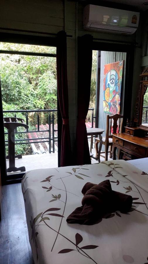 Tamarind Guesthouse 大城 外观 照片