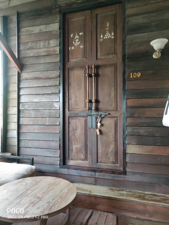Tamarind Guesthouse 大城 外观 照片