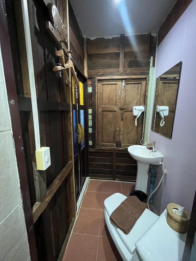Tamarind Guesthouse 大城 外观 照片